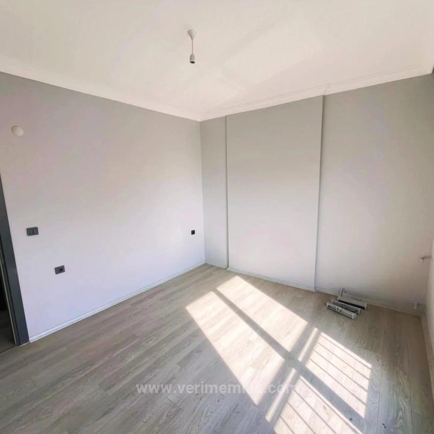 *Özdere Orta Mahalle’de Köşe Konumlu, Masrafsız Lüks Satılık 3+1 Villa!