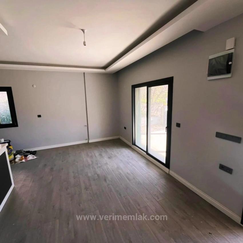 *Özdere Orta Mahalle’de Köşe Konumlu, Masrafsız Lüks Satılık 3+1 Villa!