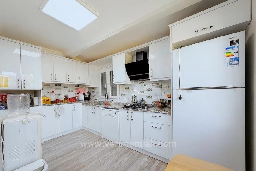 Seferihisar’cumhuriyet Mahallesi, Meltem Tur Sitesi Deniz Tarafında Satılık 4+1 Villa