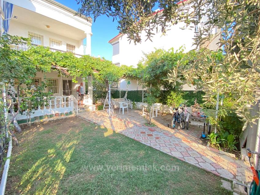 Seferihisar Cumhuriyet Mahallesi, Yıldız Tur Sitesi.mavi Ve Yeşilin Buluştuğu Satılık 3+1