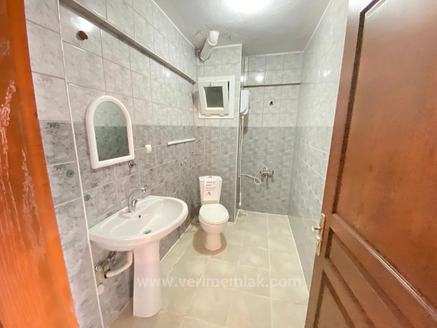 Seferihisar Mersin Alanı'nda Asansörlü Denize 50M! Modern Mimarili Satılık 1+1 Daire