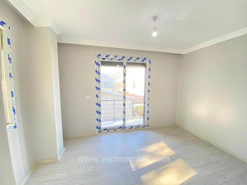 Seferihisar’payamlı’da Denize Yakın, İskanlı, Masrafsız 2+1 Köşe Villa