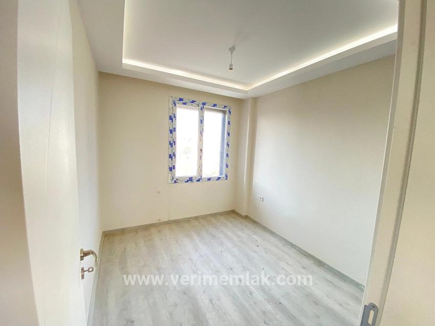 Seferihisar Doğanbey Cumhuriyet Mah. Satılık 3+1 Villa - 150 m²