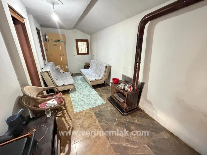 Seferihisar Ürkmez Mersin Alanı Mah. Satılık 6+1 Villa - 200 m²