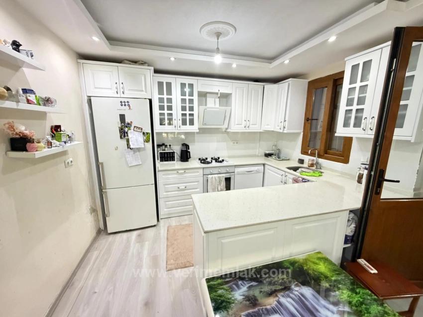 Seferihisar Mersinalan'da Doğa İle İç İçe, Masrafsız 6+1 Satılık Müstakil Villa!