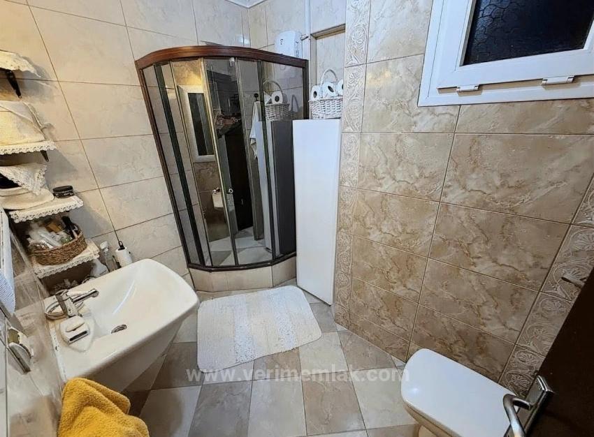 Urla Fevzi Çakmak Mah Kalbinde Şömineli, Deniz Manzaralı Ve Geniş Salonlu 3+1 Dubleks