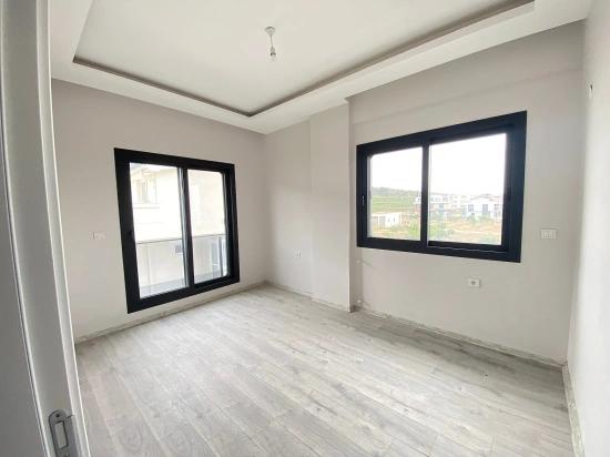 Özdere Orta Mahalle’de Denize 400m, Çarşı İçinde 6+1 Lüks Villa