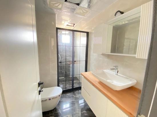 Seferihisar Cumhuriyet Mahallesi’nde Modern & Müstakil Havuzlu Lüks Satılık 3+1 Villa