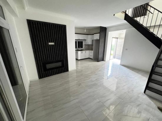 Seferihisar’da Olimpik Havuzlu Sitede Lüks Ve Konforlu Satılık 2+1 Villa!