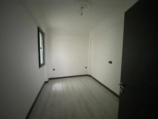 Seferihisar Mersin Alanı'nda Asansörlü, Modern Ve Ferah Kiralık 2+1 Daire