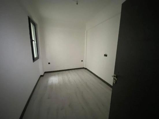 Seferihisar Mersin Alanı'nda Asansörlü, Modern Ve Ferah Kiralık 2+1 Daire