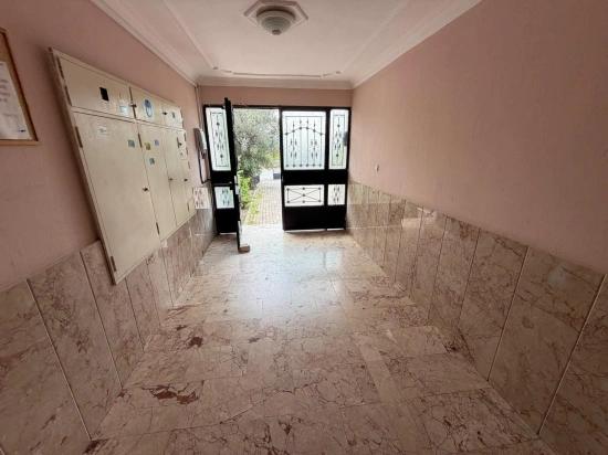 Seferihisar Mersin Alanı'nda, Full Eşyalı, Kapalı Otoparklı Satılık 2+1 Daire