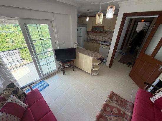 Seferihisar Mersin Alanı'nda, Full Eşyalı, Kapalı Otoparklı Satılık 2+1 Daire