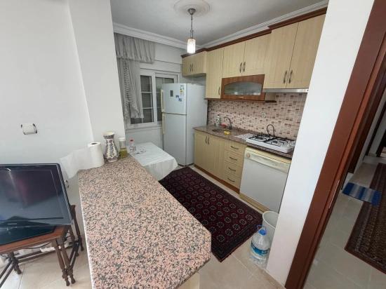 Seferihisar Mersin Alanı'nda, Full Eşyalı, Kapalı Otoparklı Satılık 2+1 Daire