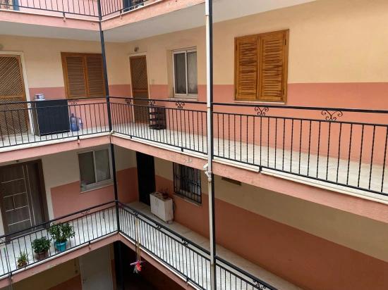 Seferihisar Mersin Alanı'nda Denize 250m Masrafsız, Geniş Satılık 2+1 Ara Kat!
