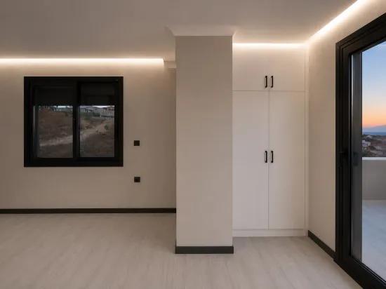 Seferihisar Atatürk Mahallesi Panoramik Deniz Manzaralı Sıfır Satılık 3+1 Villa