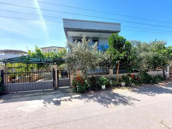 İzmir Seferihisar Doğanbey deniz manzaralı satılık 3+1 yazlık villa –