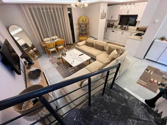 Seferihisar İncisi, Doğanbey'de Havuzlu Ultra Lüks Satılık 3+1 Villa