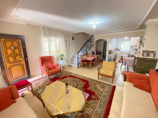 Seferihisar Atatürk Mah.'de denize 100 metre, panoramik teraslı lüks 3+1 Villa