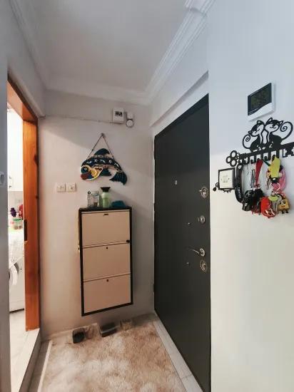 Gümüldür Sahilde 1+1 50 m2 eşyalı uygun fiyata satılık daire