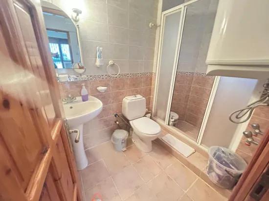 Gümüldür'de denize 100m site İçerisinde geniş bahçeli satılık 4+1 villa