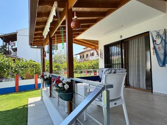 İzmir Seferihisar Doğanbey'de Satılık 3+1 Villa Denize 60 Metre