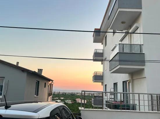 Gümüldür Bölgesin'de Full Denize Ve Doğa Manzaralı 2+1 Daire!!!