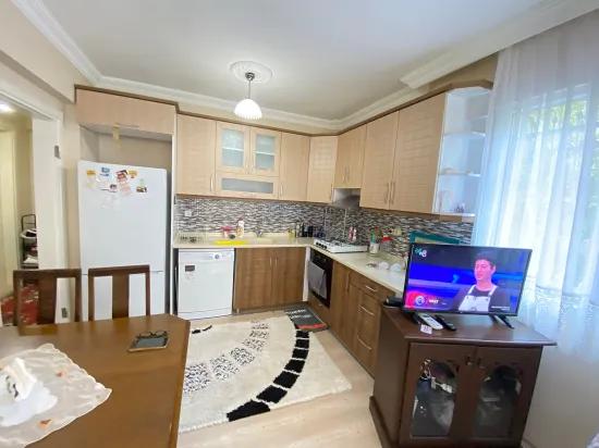 Seferihisar Mersin Alanı'nda denize 400m sıfır eşyalı bahçe katı satılık 2+1 daire