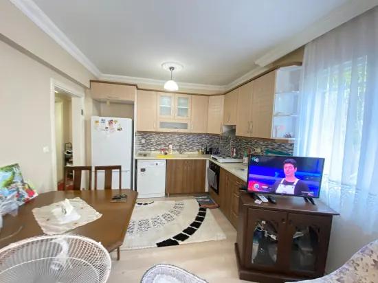 Seferihisar Mersin Alanı'nda denize 400m sıfır eşyalı bahçe katı satılık 2+1 daire