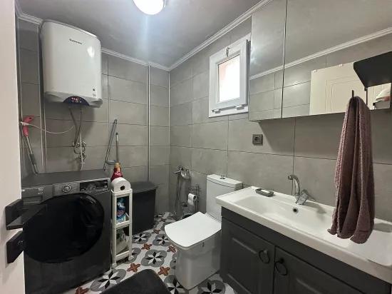 Menderes Gümüldür İnönü Mah. tek Müstakil, Havuzlu Satılık 3+1 Villa