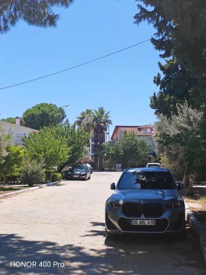 Seferihisar Ürkmez yolun deniz tarafında satılık 1+1 daire