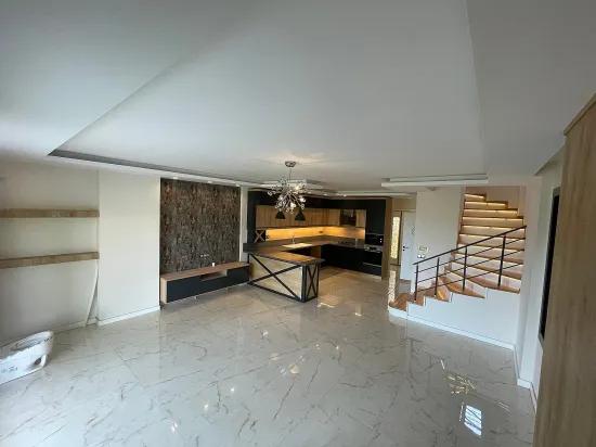 Seferihisar Bengilerde Denize Sıfır Konumda Modern Ultra Lüks Kaliteli Satılık 3+1 Villa