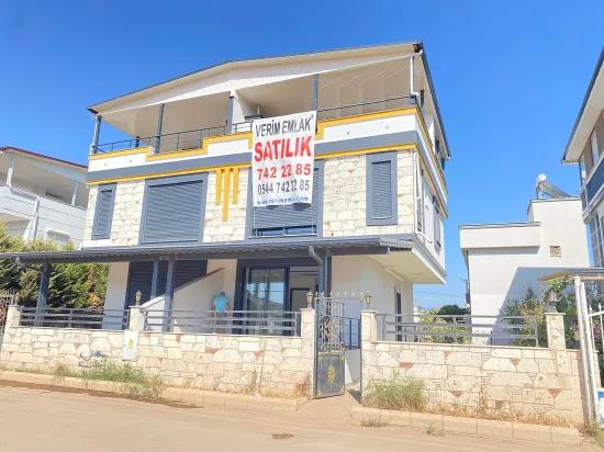 Seferihisar Payamlı Denize 350 m Mesafede Sıfır Lüks Satılık 3+1 Villa