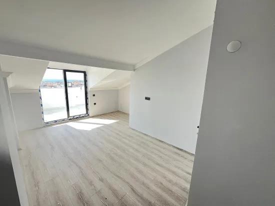İzmir Menderes Özdere Ortamahalle'de Satılık 2+1 Dublex Daire