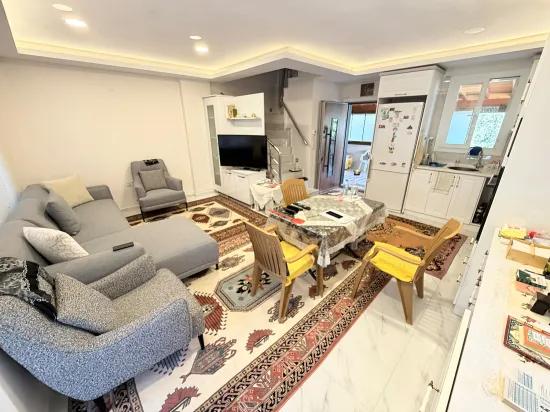 Seferihisar Doğanbey Cumhuriyet’te Denize Yakın Yaz-kış Yaşama Uygun 3+1 Villa