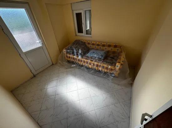 Seferihisar Doğanbey’de Denize 850m 3 Cepheli Bahçeli Satılık 3+1 Villa