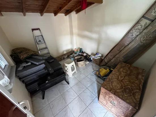 Seferihisar Doğanbey’de Denize 850m 3 Cepheli Bahçeli Satılık 3+1 Villa