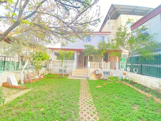 Ürkmez De Denize 100M Komple Bina Müstakil Satılık 7+3 Daireler