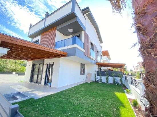 Özdere De Otoparklı Denize 50M Full Manzaralı Lüx Satılık 3+1 Villa