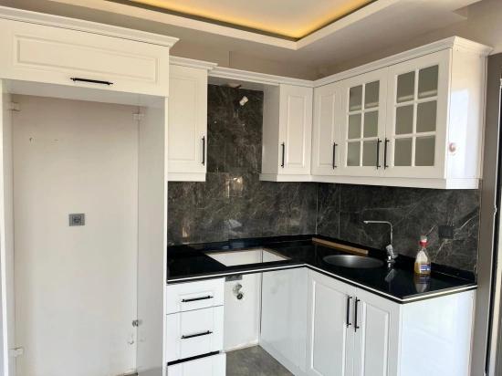 Özderede Kat 2 Açık Otopark Asansör Denize 200m Satılık 1+1 Daire