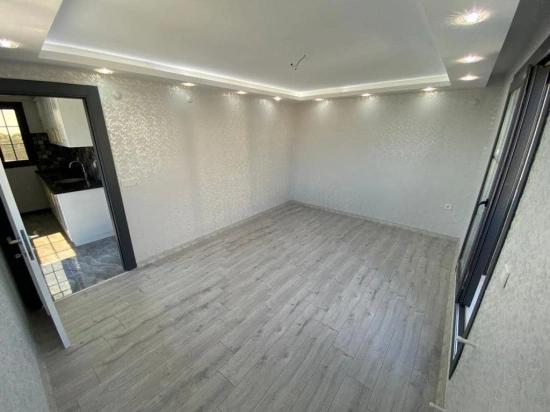 Gümüldür De Denize 50M2 Havuzlu Bahçeli Satılık Yazlık Villa