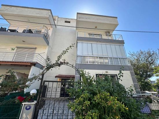 Ürkmez De Merkezi Lokasyon Da 2+1 Havadar Satılık Daire