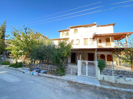 Doğanbey De Site İçerisinde Sosyal Tesisli Müstakil Satılık 4+1 Villa