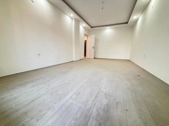 Seferihisar Mersinalanı'nda Asansörlü.satılık 135m² Net 3+1 | Ayrı Mutfaklı