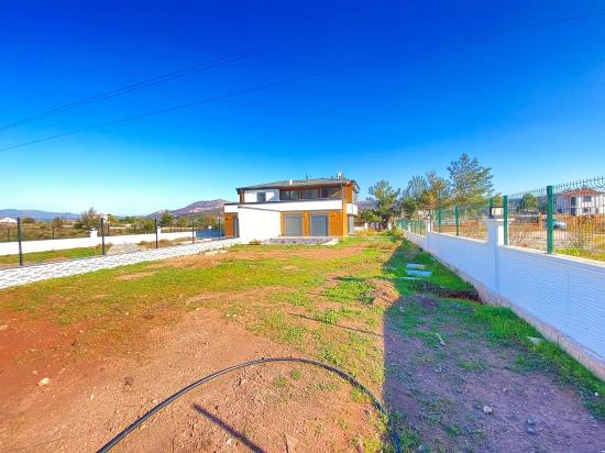 Seferihisar Kavakderede 550M² Arsa,Ultra Lüks Havuzlu 3+2 Villa