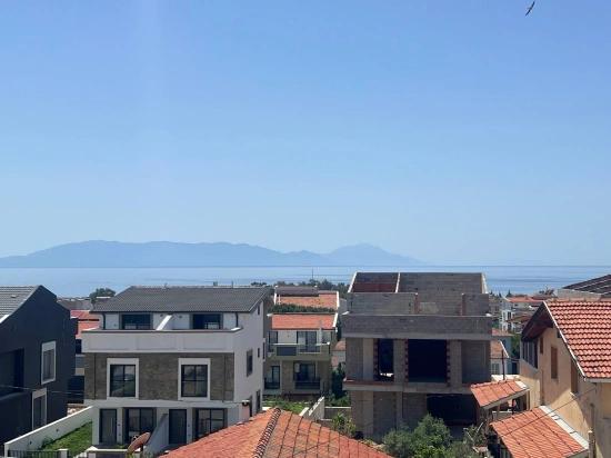 Özdere De Denize Yakın Manzaralı Otoparklı Satılık 3+1 Villa