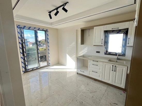 Gümüldür Denize 400mt Tarafında 1+1 Asansörlü Daire
