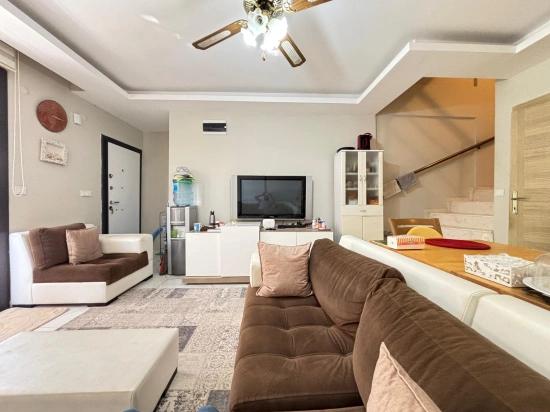 Doğanbey Merkez De Kat Mülkiyetli 3+1 Satılık Villa