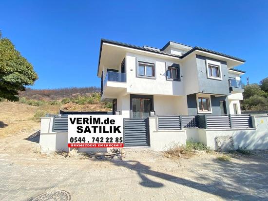 Ürkmez Plaja Yakın Havadar 3+1 Satılık Villa