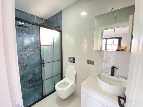 Seferihisar Mersin Alanı'nda Denize Sıfır, Akıllı Sistemli Lüks Satılık 3+1 Villa!